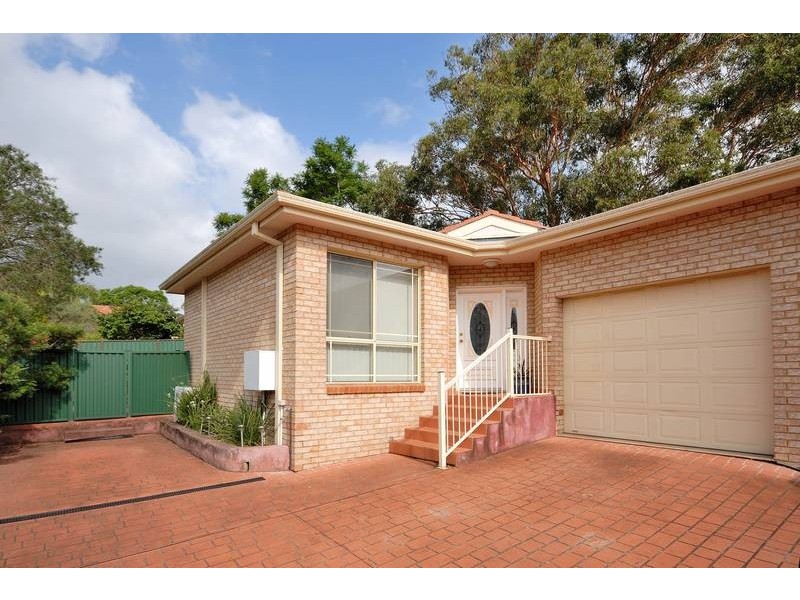 2/36 Clarke St South, Peakhurst NSW 2210