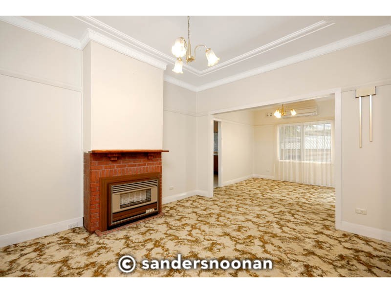 10 Dardanelles Street, Mortdale NSW 2223