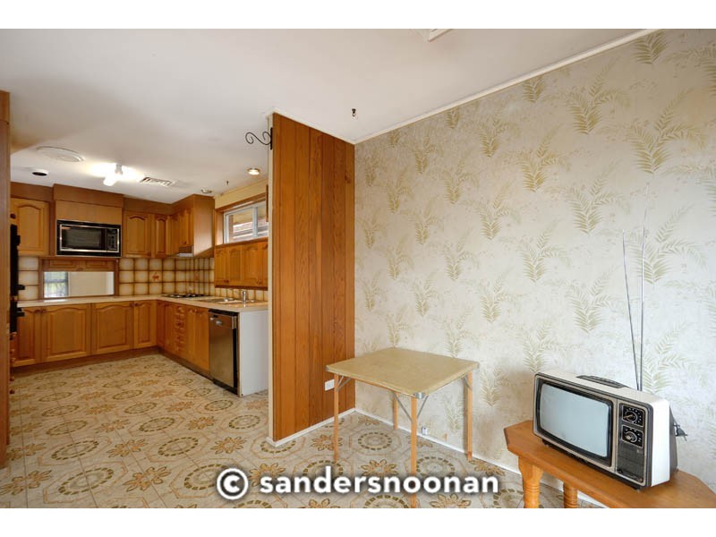 8 Lilydale Avenue, Peakhurst NSW 2210