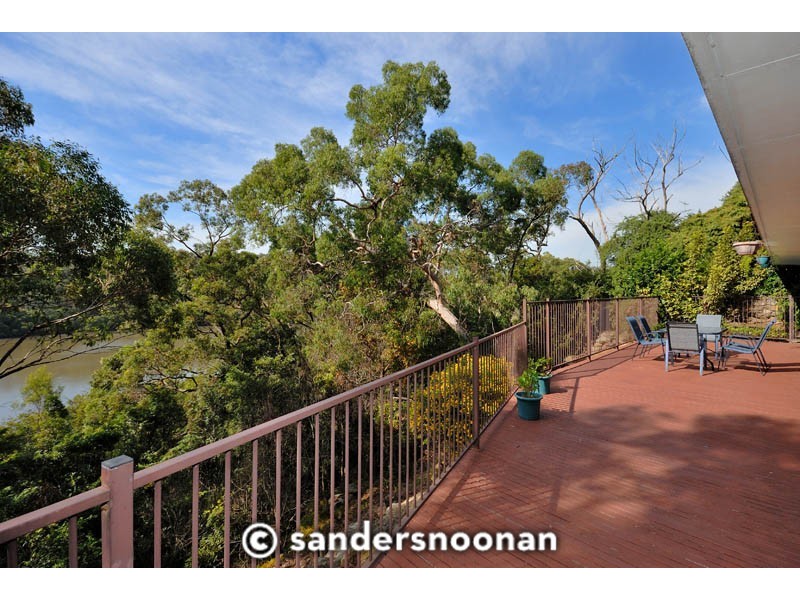 17 Alsace Lane, Peakhurst Heights NSW 2210