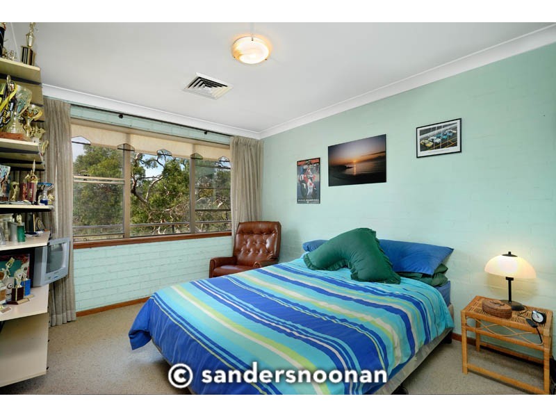 17 Alsace Lane, Peakhurst Heights NSW 2210