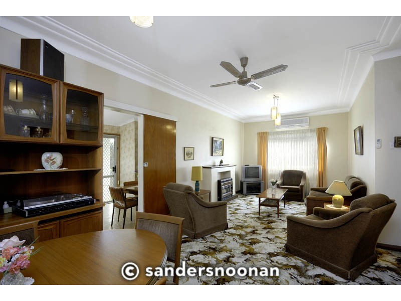 2 Weemala Avenue, Riverwood NSW 2210