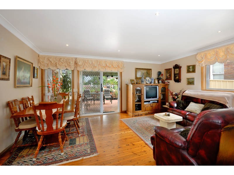 15 Edmund Street, Beverly Hills NSW 2209