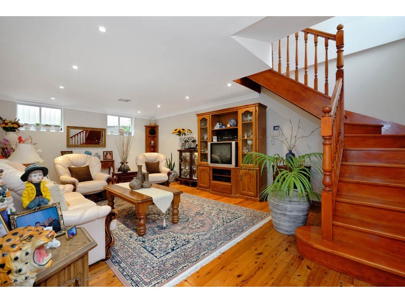 15 Edmund Street, Beverly Hills NSW 2209