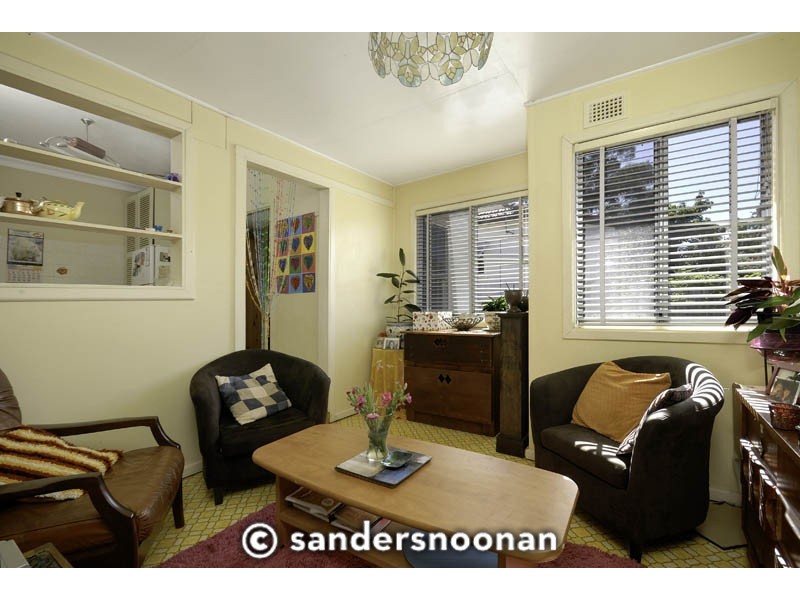 21 Beale Crescent, Peakhurst NSW 2210