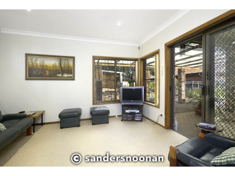 39 Park Street, Peakhurst NSW 2210