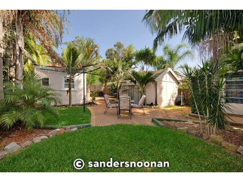 4 Mona Road, Riverwood NSW 2210