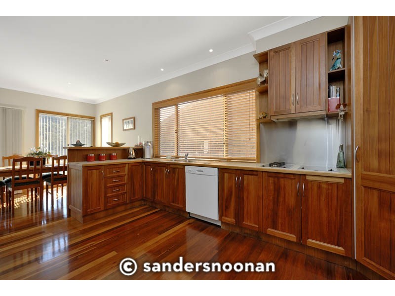 118 Moons Avenue, Lugarno NSW 2210