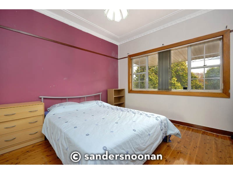 18 Erskine Street, Riverwood NSW 2210