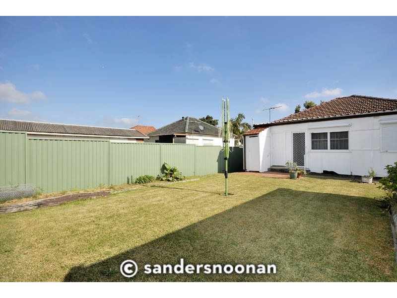 12 Keats Avenue, Riverwood NSW 2210