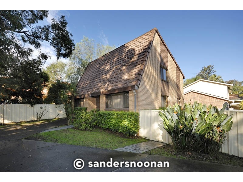 9B Johnstone Street, Peakhurst NSW 2210