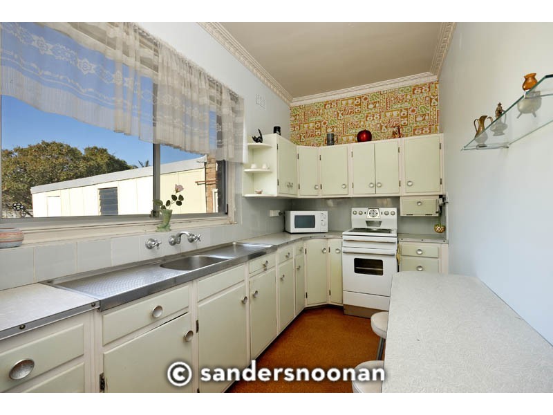 38 Lee Avenue, Beverly Hills NSW 2209