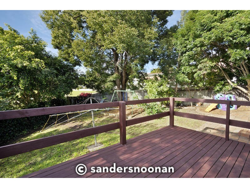 6 Pearce Avenue, Peakhurst NSW 2210