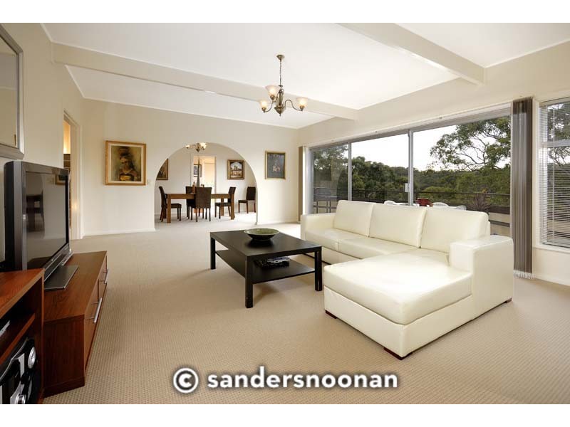 11 Alsace Lane, Peakhurst Heights NSW 2210