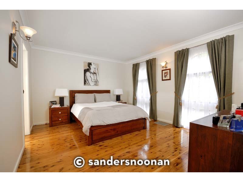 11 Alsace Lane, Peakhurst Heights NSW 2210