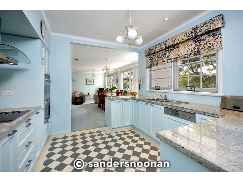 3 Gentian Place, Lugarno NSW 2210