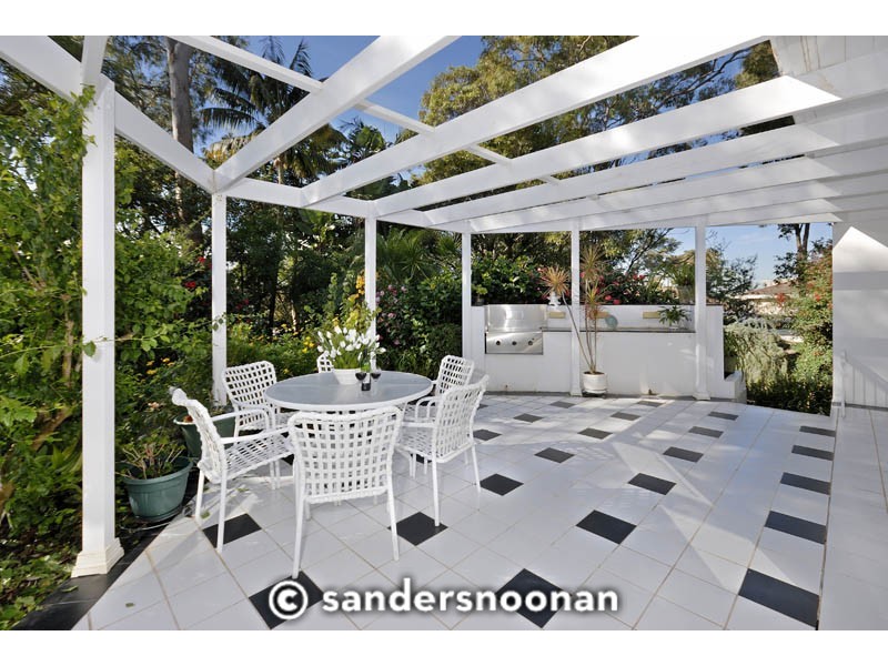 3 Gentian Place, Lugarno NSW 2210