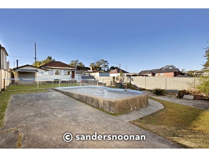 11 Blackshaw Avenue, Mortdale NSW 2223