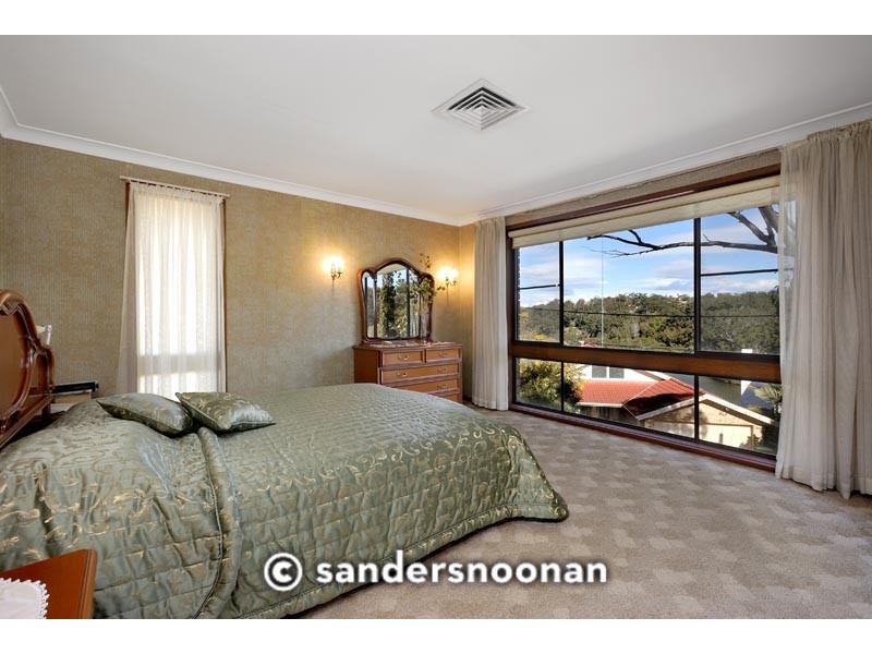 6 Brittany Place, Peakhurst Heights NSW 2210