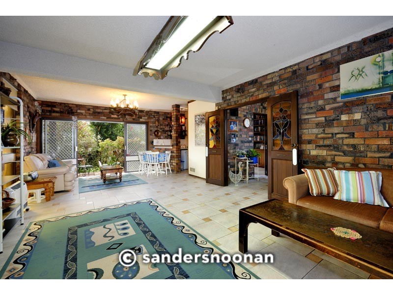 30 Lugarno Parade, Lugarno NSW 2210