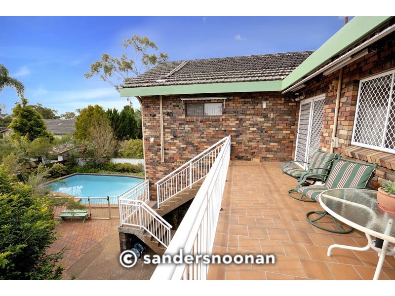 30 Lugarno Parade, Lugarno NSW 2210