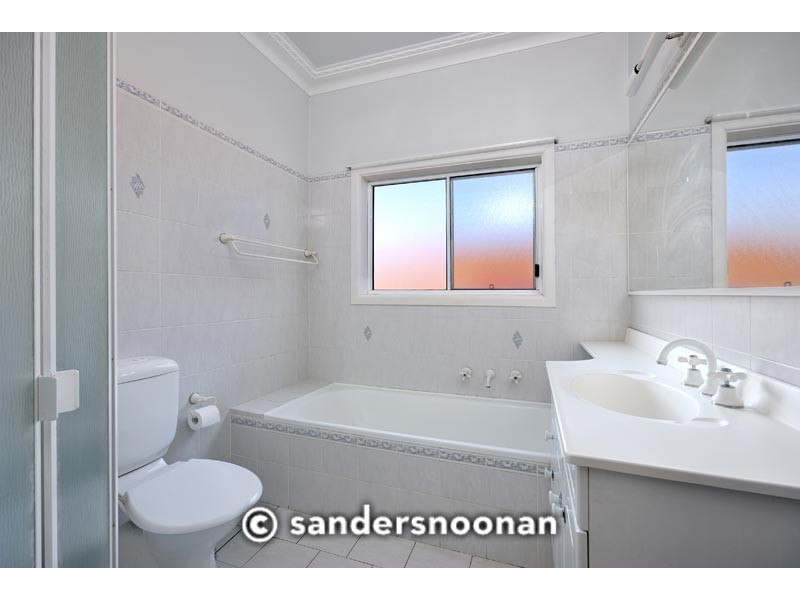 16 Tournay Street, Peakhurst NSW 2210