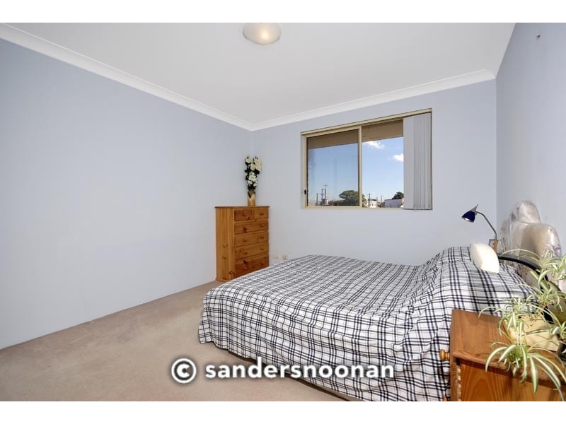 12/30-32 Coleridge Street, Riverwood NSW 2210