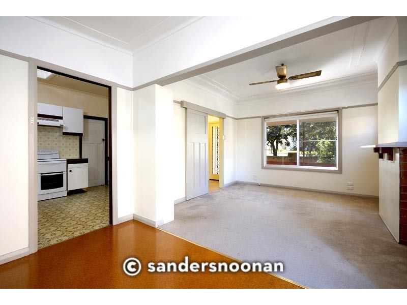 25 Blackshaw Avenue, Mortdale NSW 2223