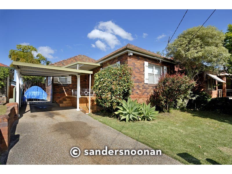 3 Meadowland Road, Peakhurst NSW 2210