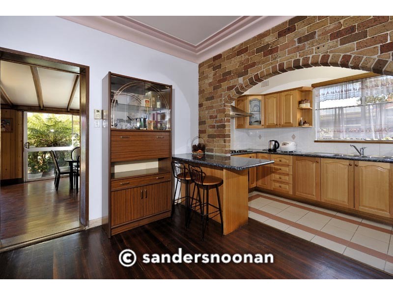 3 Meadowland Road, Peakhurst NSW 2210