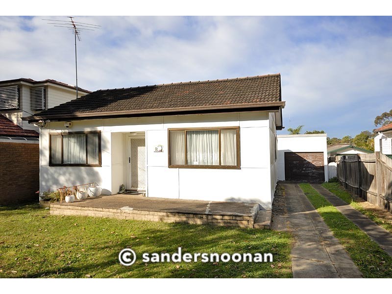8 Mona Road, Riverwood NSW 2210