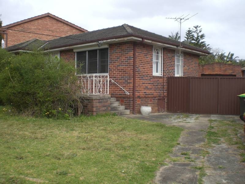 2 Flora Street, Narwee NSW 2209