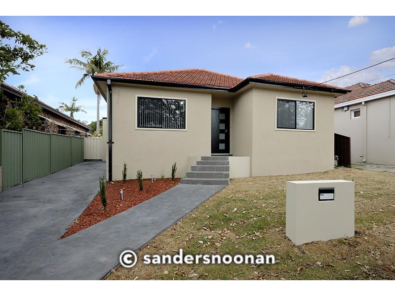 23 Bailey Parade, Peakhurst NSW 2210