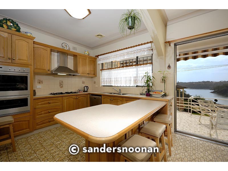 38 Moons Avenue, Lugarno NSW 2210