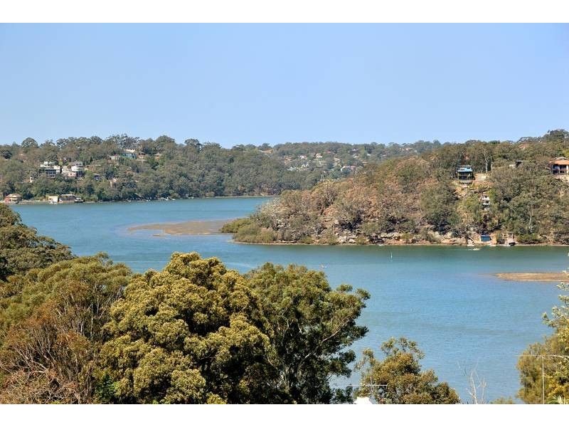 15 Eidelweiss Place, Lugarno NSW 2210