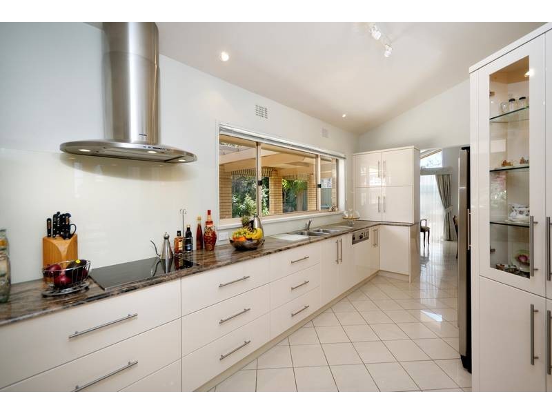 15 Eidelweiss Place, Lugarno NSW 2210