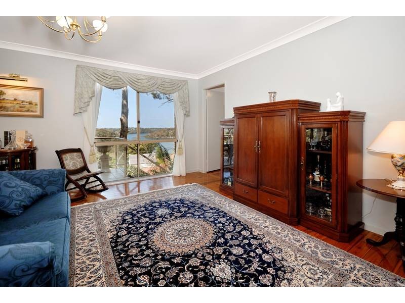15 Eidelweiss Place, Lugarno NSW 2210