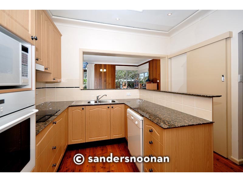 9 Rainbow Parade, Peakhurst Heights NSW 2210