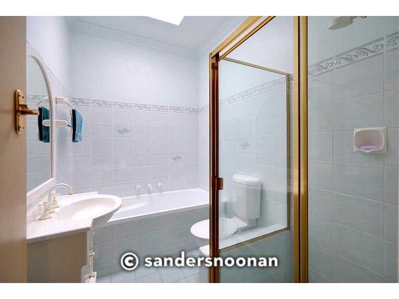 9 Rainbow Parade, Peakhurst Heights NSW 2210