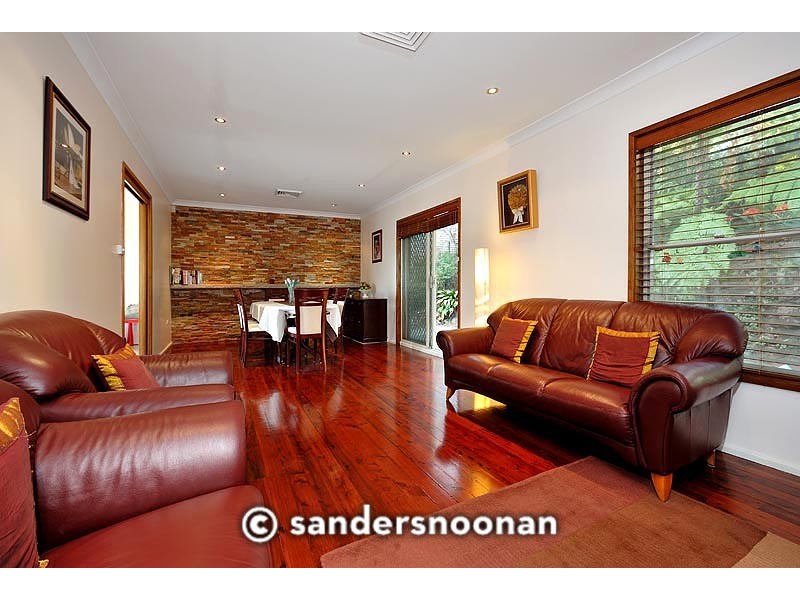 11 Elm Street, Lugarno NSW 2210