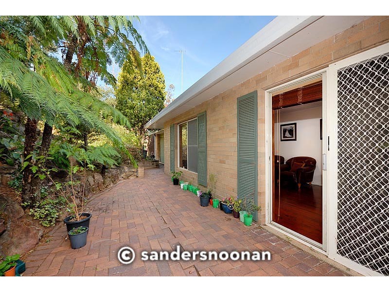 11 Elm Street, Lugarno NSW 2210