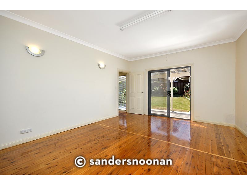 1/180 Boundary Road, Peakhurst NSW 2210