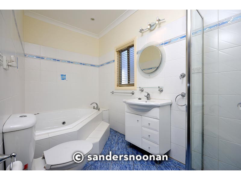 1/180 Boundary Road, Peakhurst NSW 2210