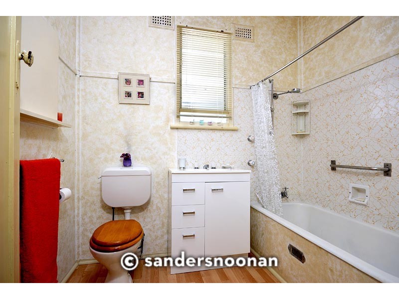 1 Trafalgar Street, Peakhurst NSW 2210