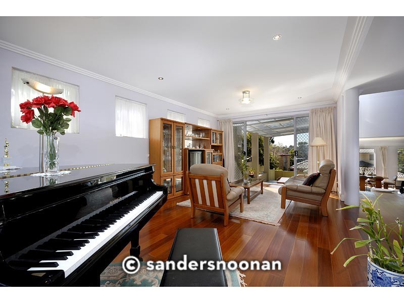 17 Whitfield Parade, Hurstville Grove NSW 2220