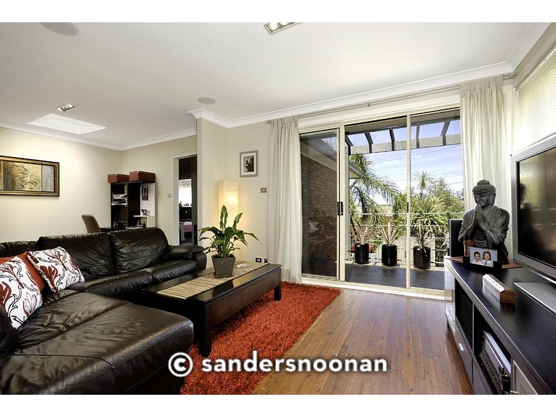 10 Pritchard Place, Peakhurst NSW 2210