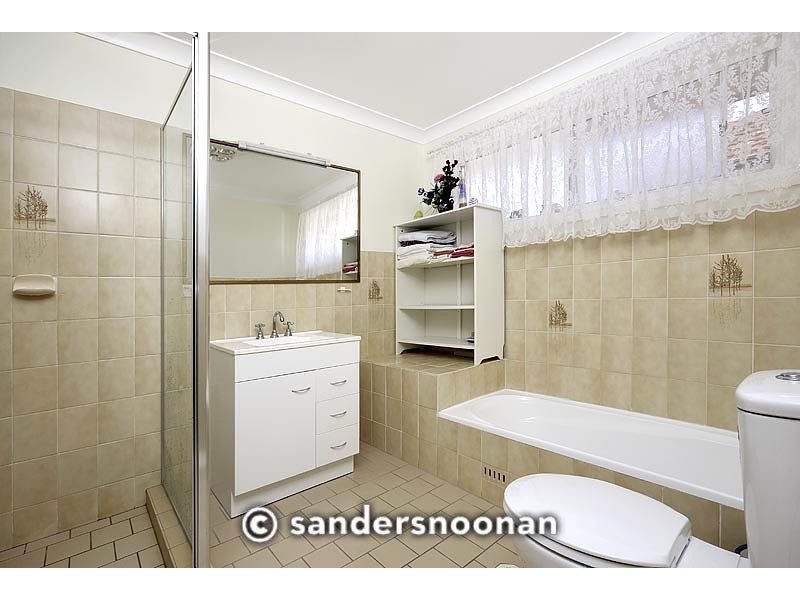 6/6a Fripp Crescent, Beverly Hills NSW 2209