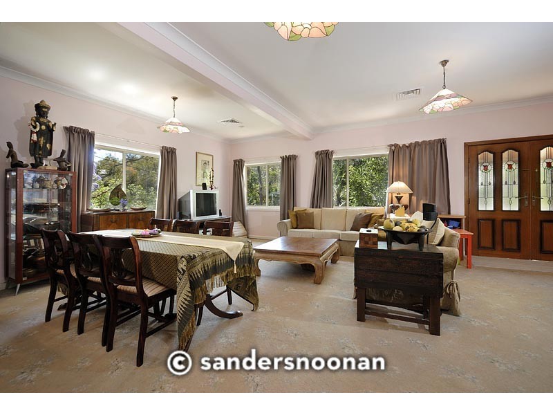 1047 Forest Road, Lugarno NSW 2210