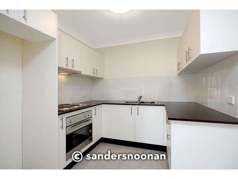 2/25 Cambridge Street, Penshurst NSW 2222