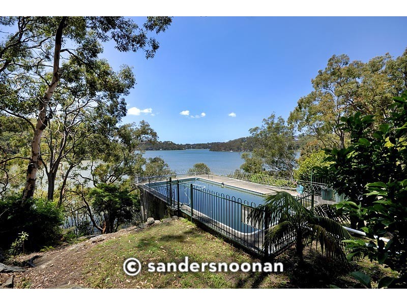24 Boronia Parade, Lugarno NSW 2210